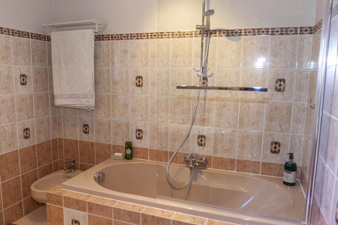 Mas Des Rabasses Bed & Breakfast Le Pontet  Exterior foto