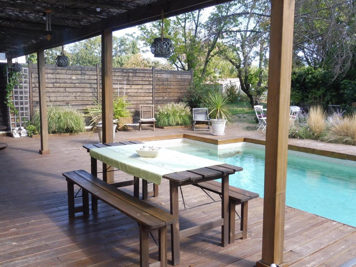 Mas Des Rabasses Bed & Breakfast Le Pontet  Exterior foto