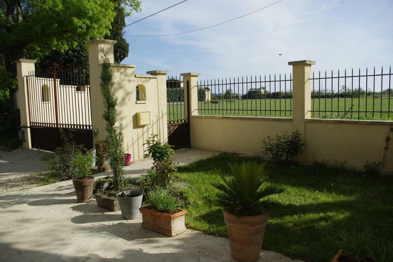 Mas Des Rabasses Bed & Breakfast Le Pontet  Exterior foto